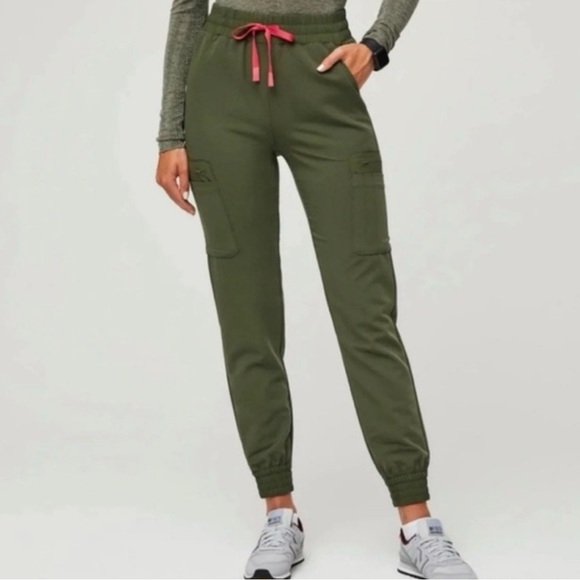 FIGS *LIMITED EDITION* Dark Olive High Waisted Zamora Scrub Pants XXL/P - Picture 1 of 5
